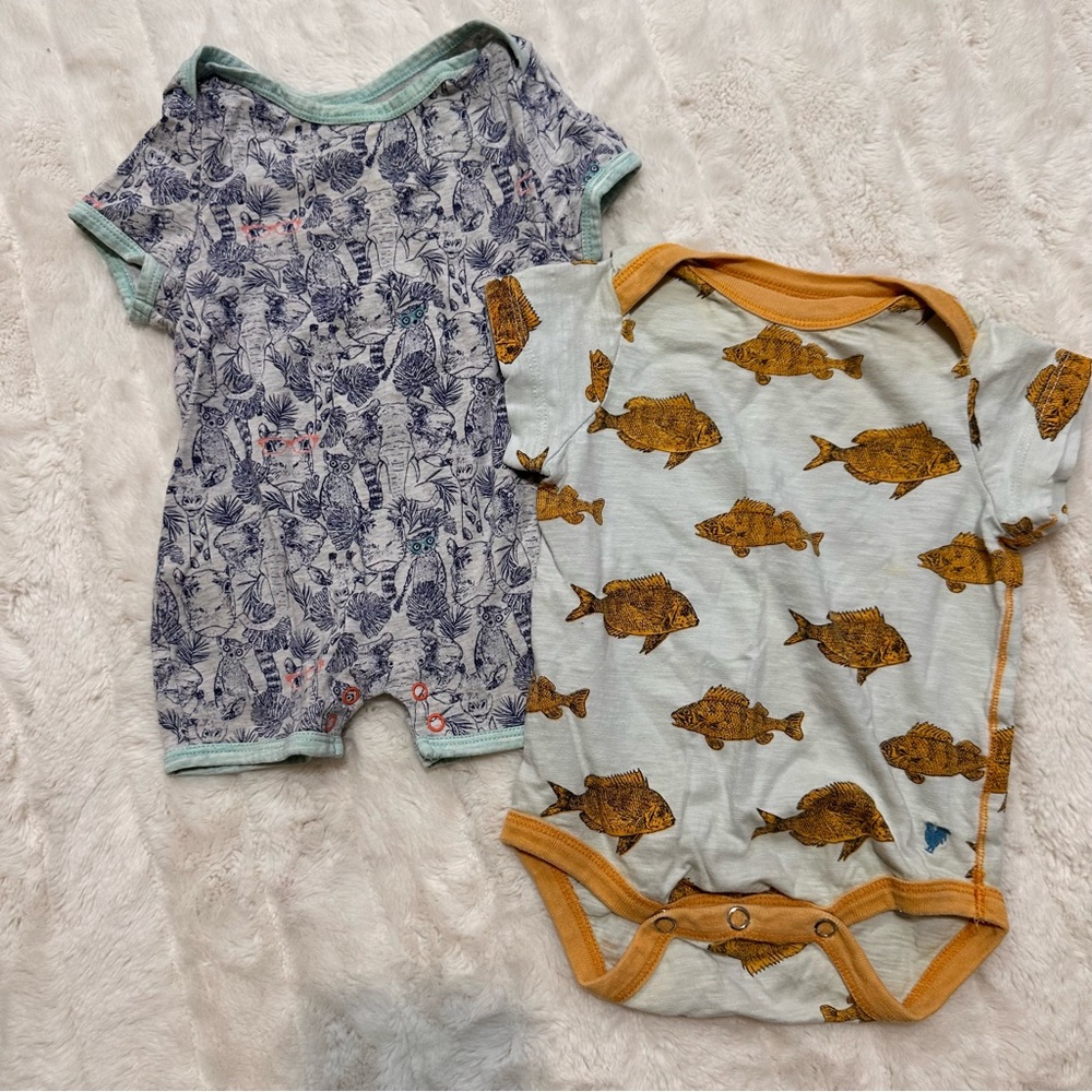EUC Boys 3/6mo blue rooster fish onesie & Egg romper